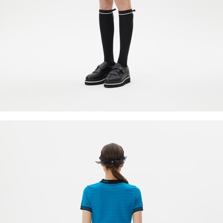 여성 로고넥 입체 스트라이프 반팔 니트