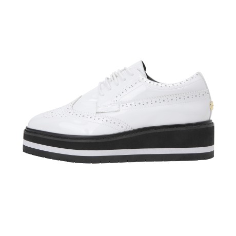 공용 통굽 스파이크리스 골프화