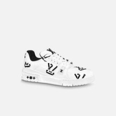 루이비통 LV 트레이너 스니커즈 블랙