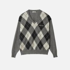 미우미우 캐시미어 다이아 인타르시아 스웨터