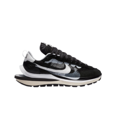 나이키 x 사카이 베이퍼와플 블랙 화이트