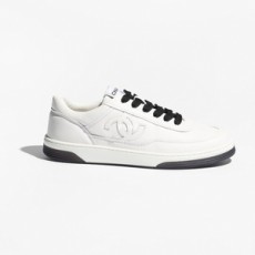 샤넬 CC로고 카프스킨 화이트 스니커즈