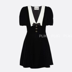 미우미우 반소매 벨벳 미니 드레스