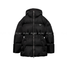 프라다 리나일론 다운 재킷
