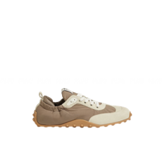 에르메스 In 스니커즈