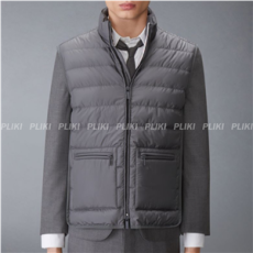 톰브라운 울트라 라이트 나일론 테크 퍼넬 넥 다운 베스트 그레이