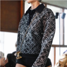 샤넬 글리터 코튼 폴로 롱 슬리브