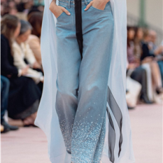 샤넬 시퀸 자수 장식 워시드 데님