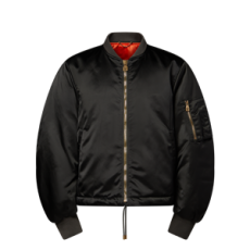 루이비통 크롭드 보머