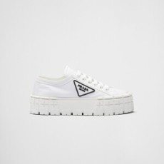 프라다 나일론 개버딘 플랫폼 스니커즈