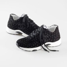 샤넬 CC로고 프린트 플레이 스니커즈 G39230