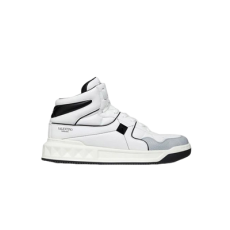 발렌티노 원스터드 미드탑 화이트/블랙 스니커즈